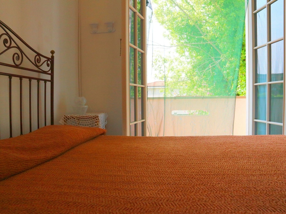Nice Holiday Home in Marina di Massa near Beach photo 5