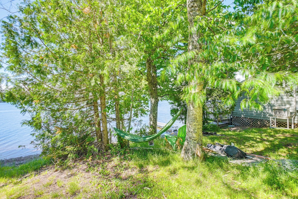 Picturesque Lakefront Cabin in Whiting, Maine! view 5