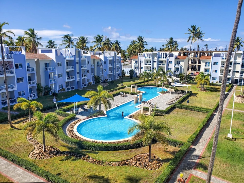 Beauty Sol Tropical Pool Views Apartment Close to Bavaro Beach
