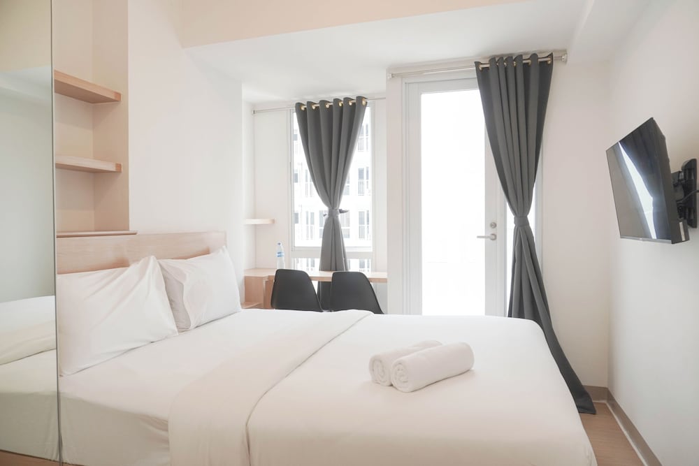 Simply And Cozy Studio At Tokyo Riverside Pik 2 Apartment view 4