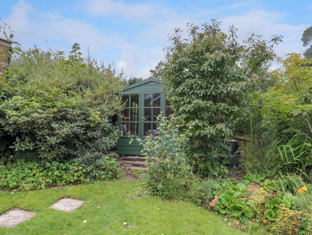 Crosby Cottage
