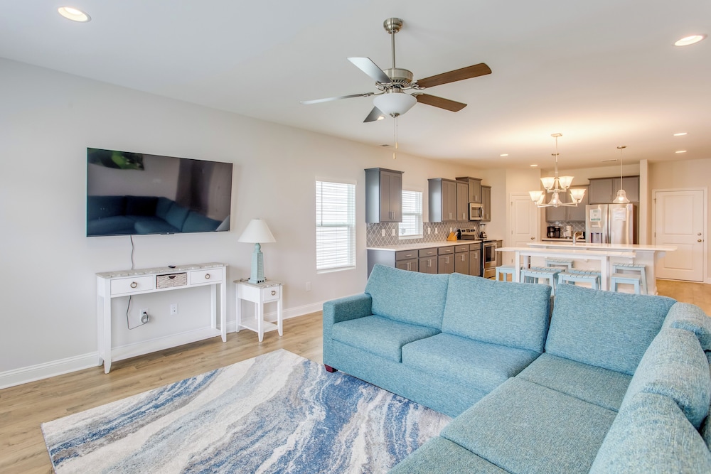 Fish, Swim & Unwind: Retreat in Ocean Isle Beach!