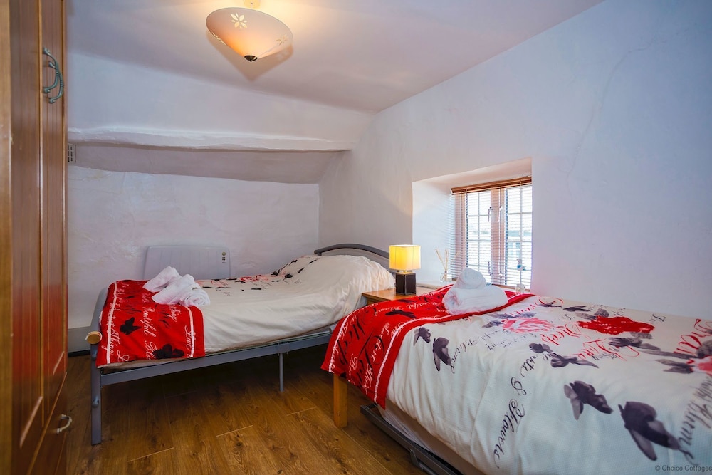Croyde Down View 2 Bedrooms view 3