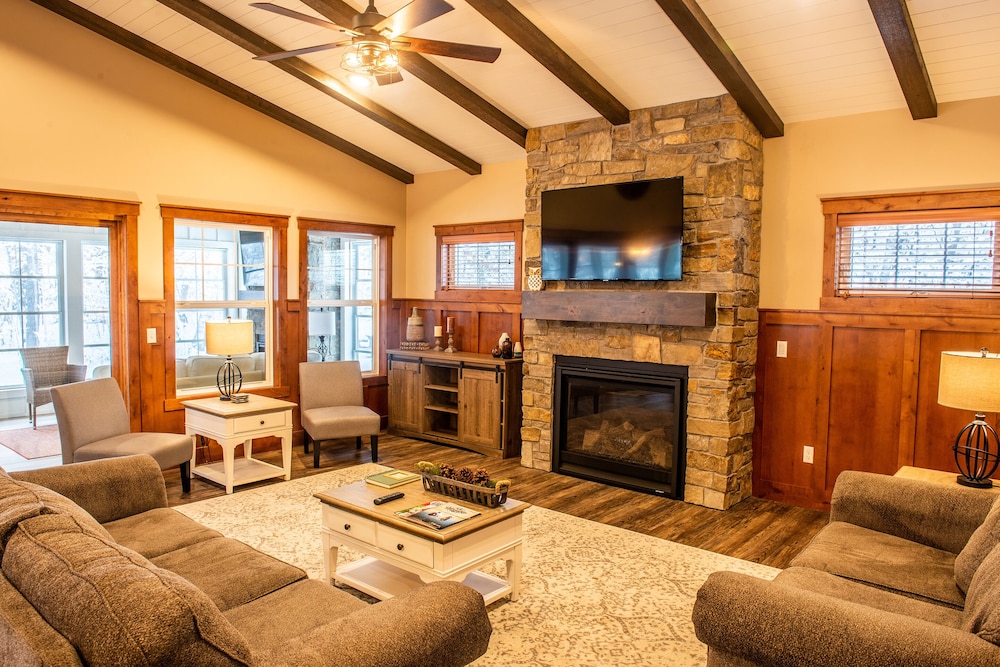Grand View Lodge