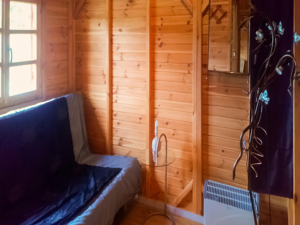 Holiday Home in Gluszyn With Private Pool