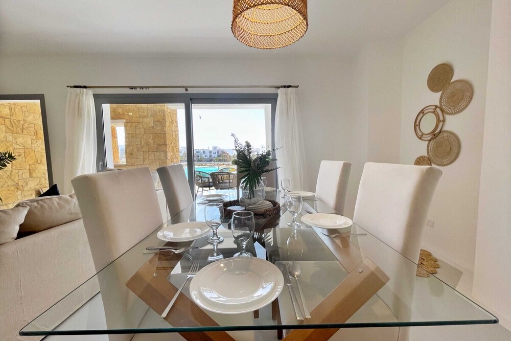 Xuru Stays I Charming & Beautifully Styled 3bdr @ Swan Lake Gouna
