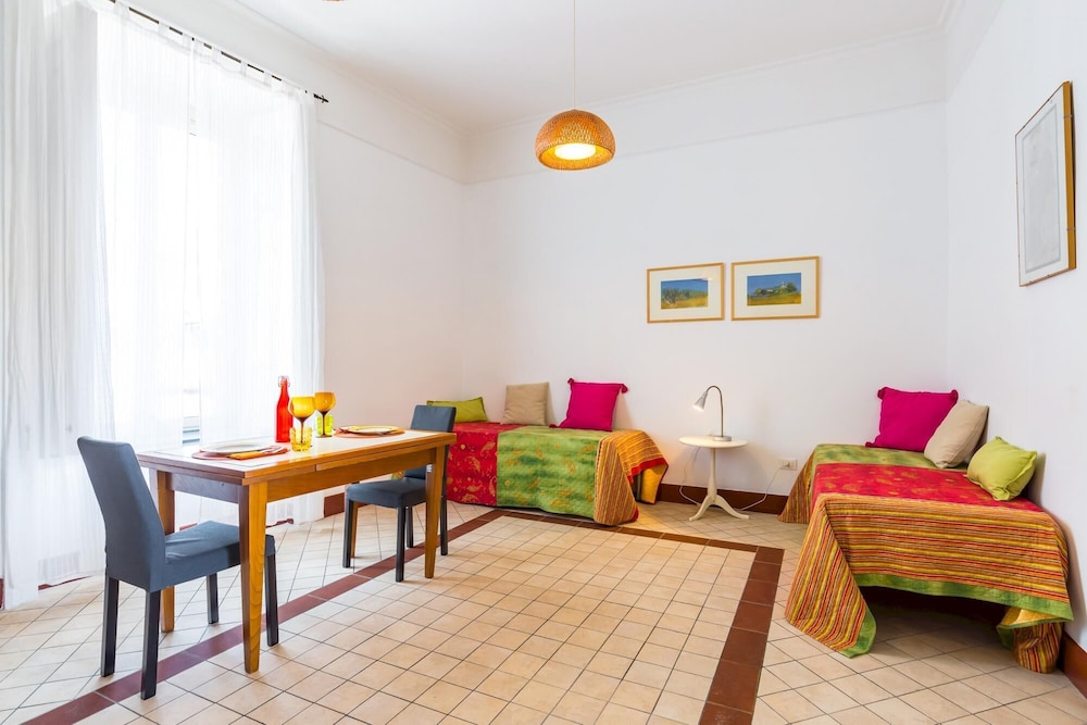 Lopez 20 - a Big Family Apartment