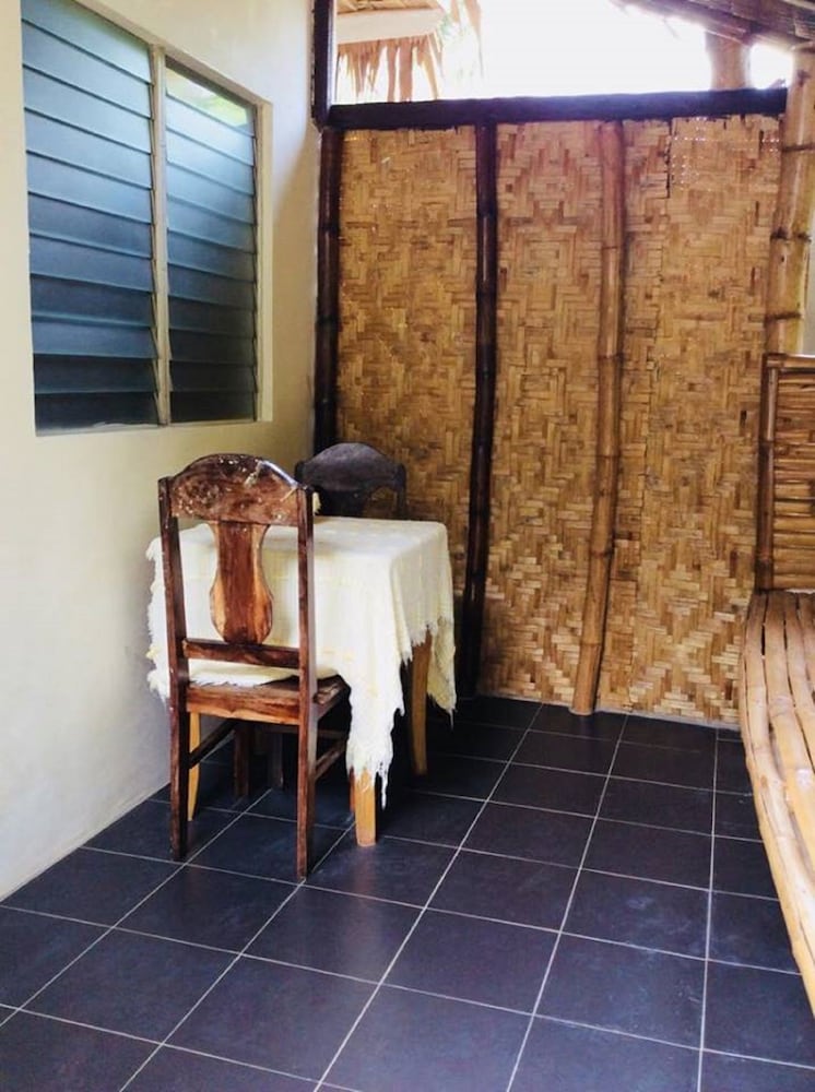 Stevrena Cottages