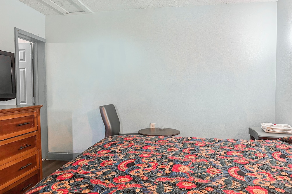 OYO Hotel Jonesboro Near Atlanta Airport