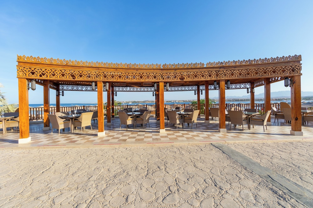 Grand Waterworld Makadi couples and families only