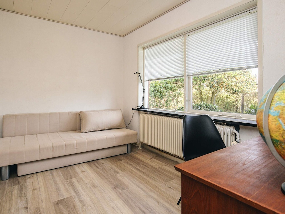 6 Person Holiday Home in Hals