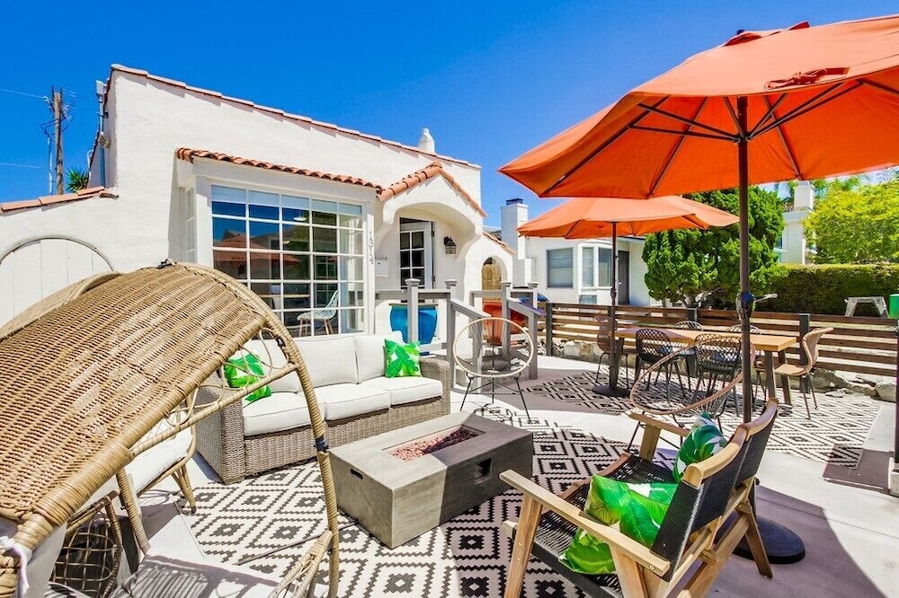 Blue Water Bungalow