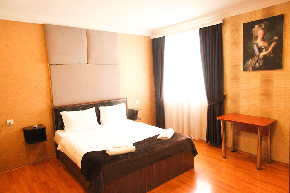 Boulevard Guest House