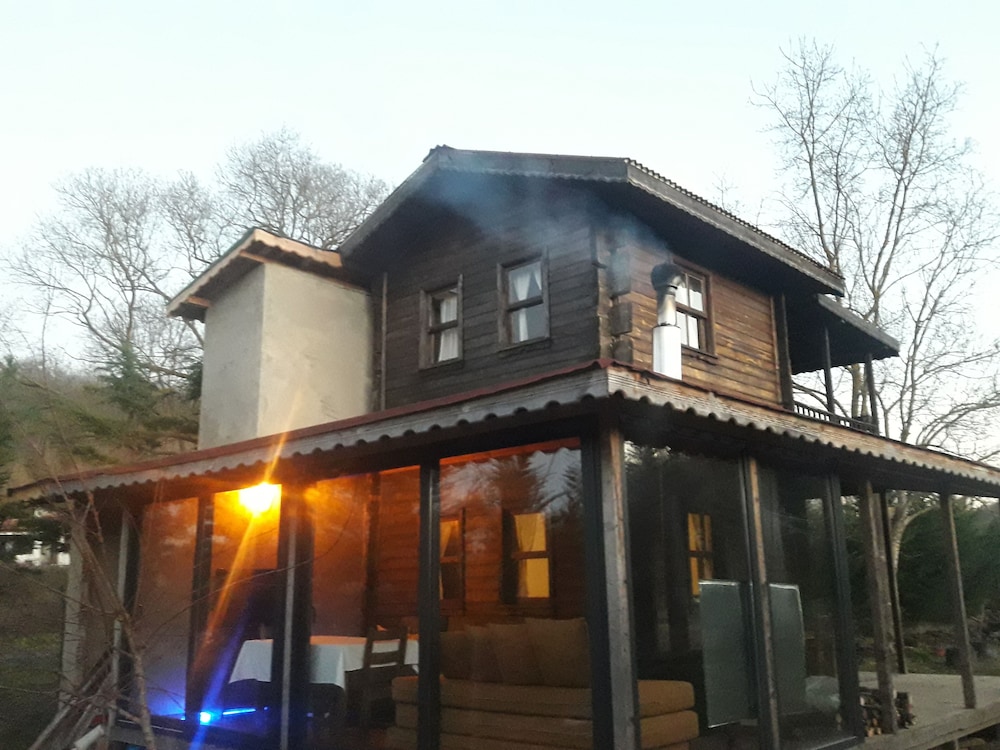 Vira Garden House view 3