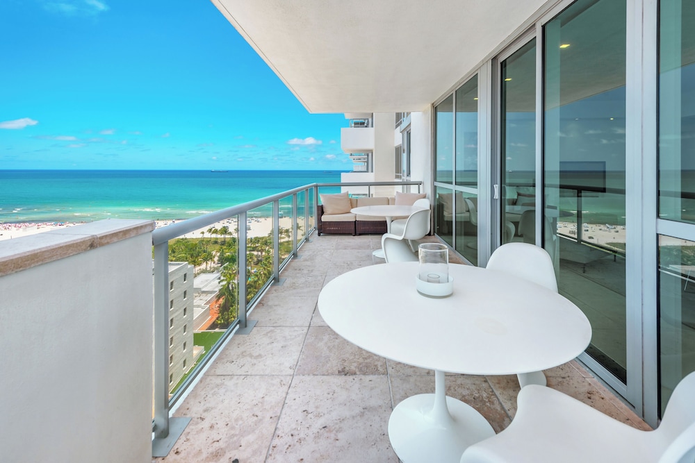 Luxury Vacation Rentals at The Setai by LRMB