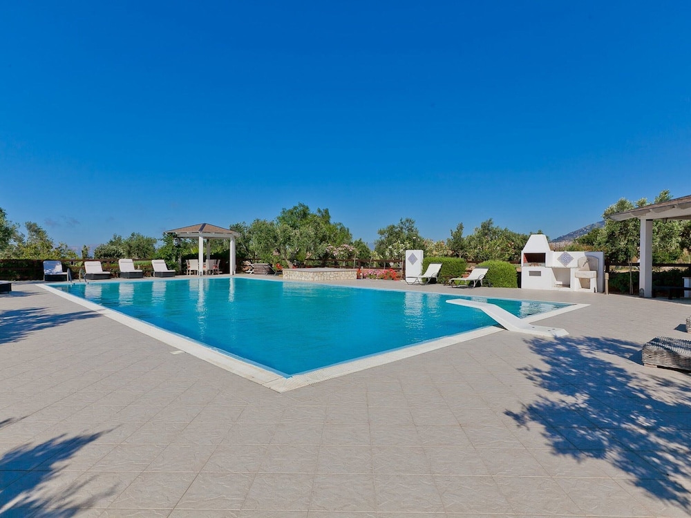 Holiday Home With Pool, Sicily photo 2