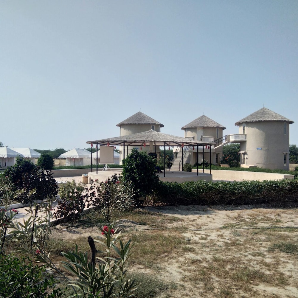 Hiriz Gorewali Resort view 3