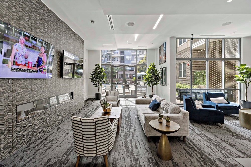 ROVE LIVING/KB - Midtown205