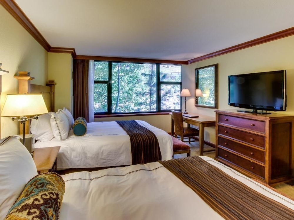 Lake Tahoe Vacations - Resort at Squaw Creek 345 and 347 - Property Image 23
