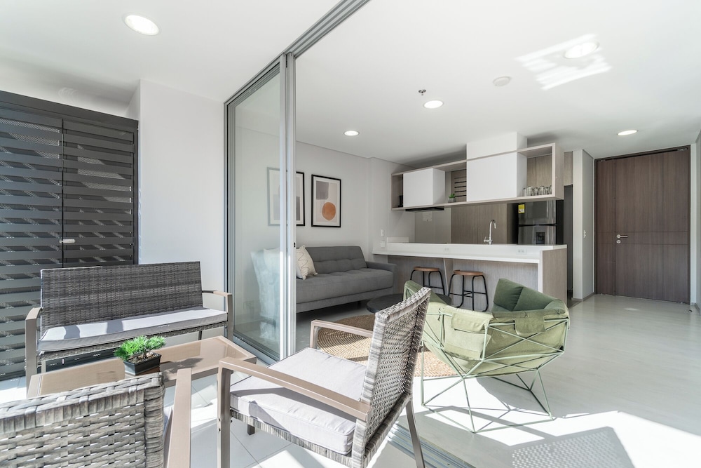 PORTANOVA SUITES by ADVENTU