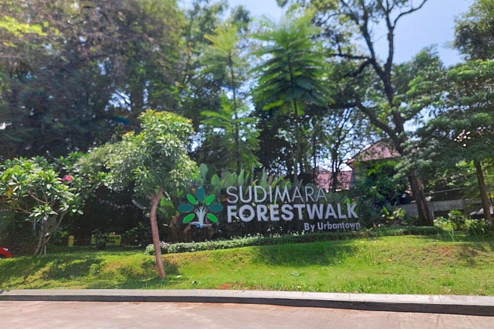 Cozy Studio Apartment at Sudimara Forestwalk