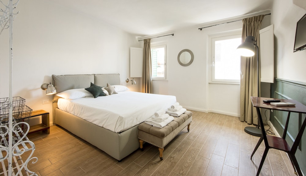 San Marco Suite VII — Florence