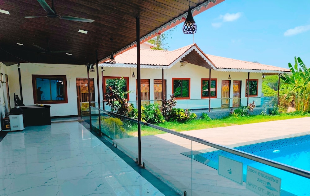 Shri Swami Krupa Holiday Resort