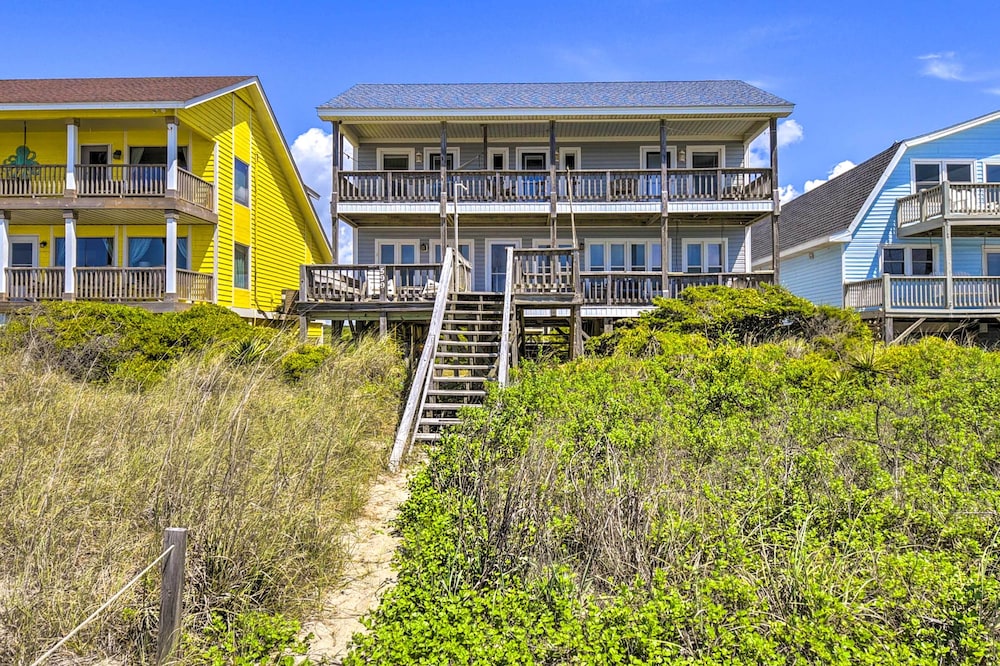 Oceanfront Retreat w/ Holden Beach Access!