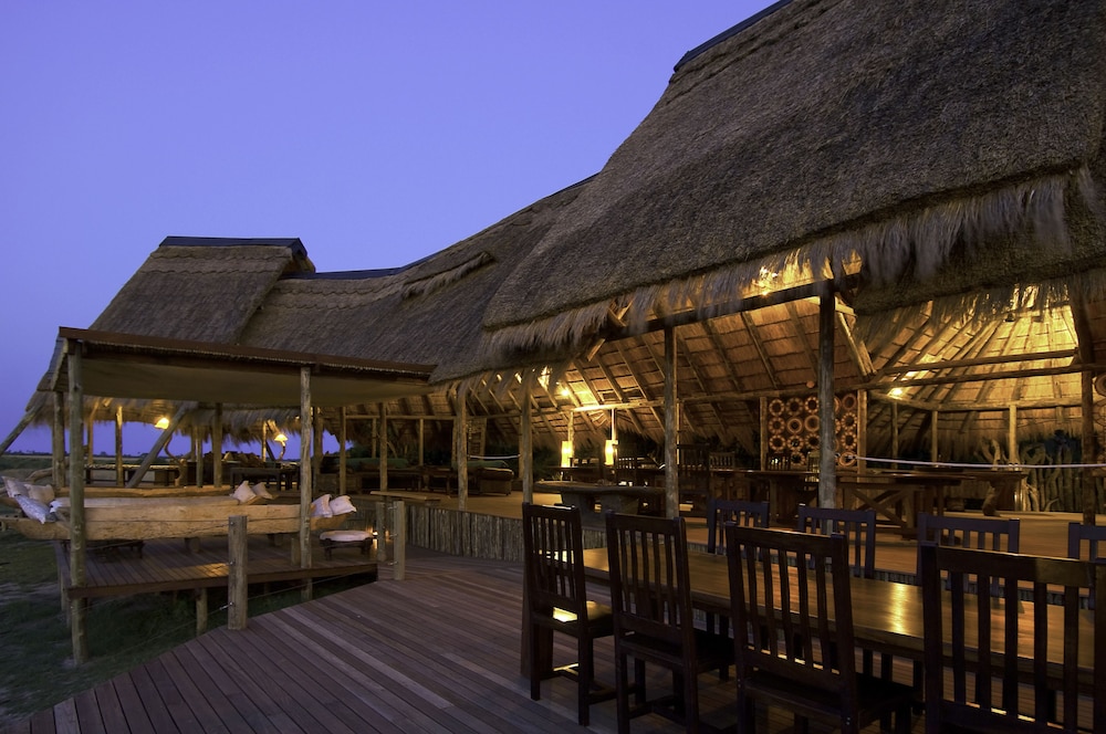 Selinda Camp