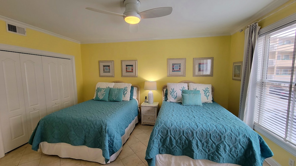 Desoto Beach Club 102