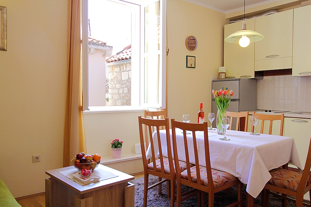 Apartments Kovac Old Town