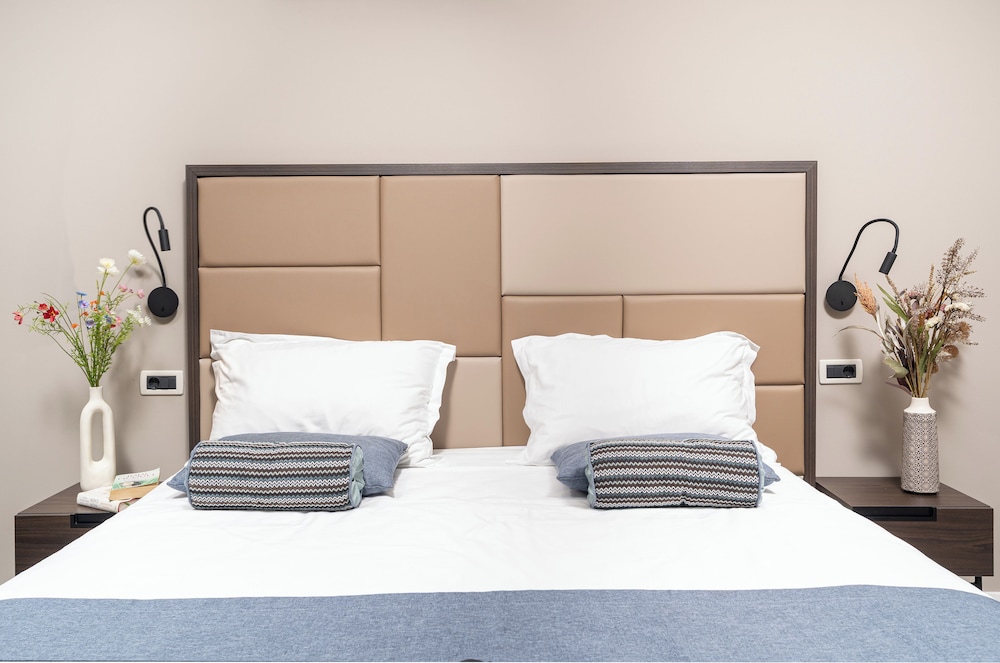 Al Porto Suites
