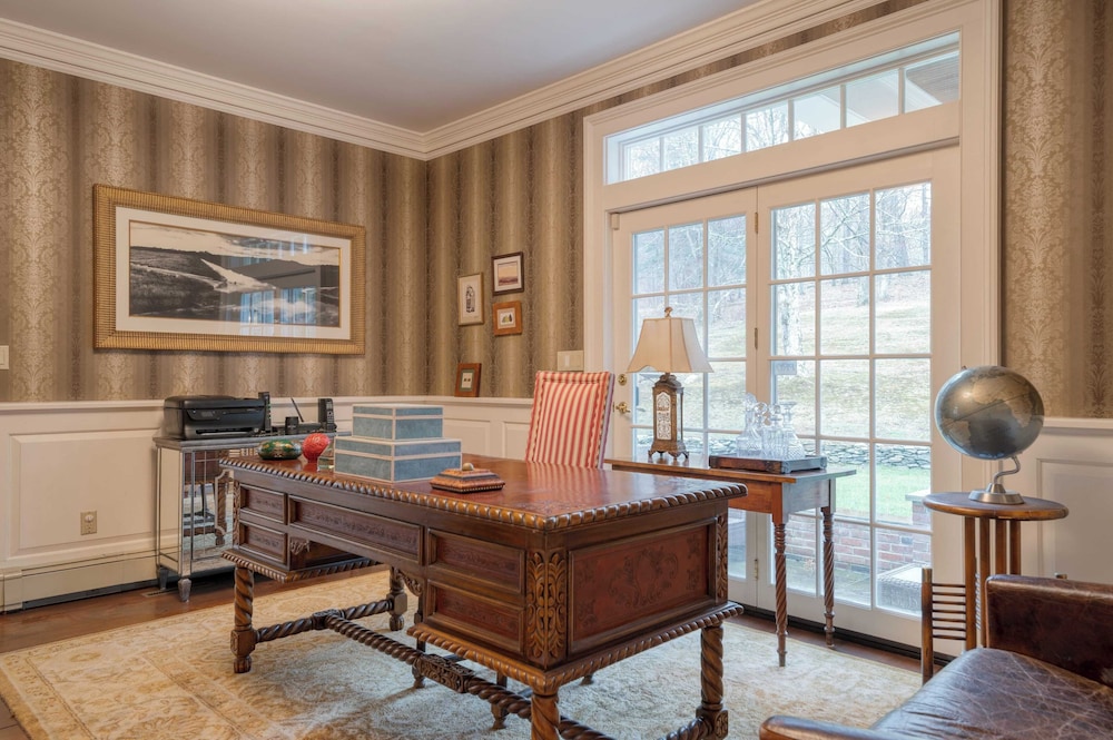 Secluded Berkshires Estate + Private Pond/pool,theater, Gym Sunny Pond
