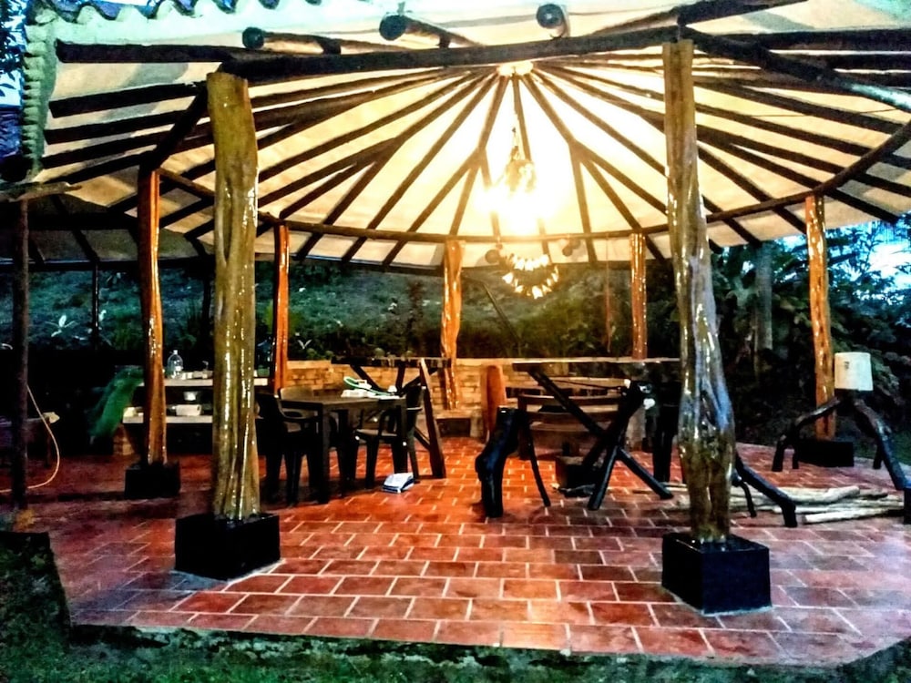 Captivating 4-bed Chalet Las Casitas en el Aire