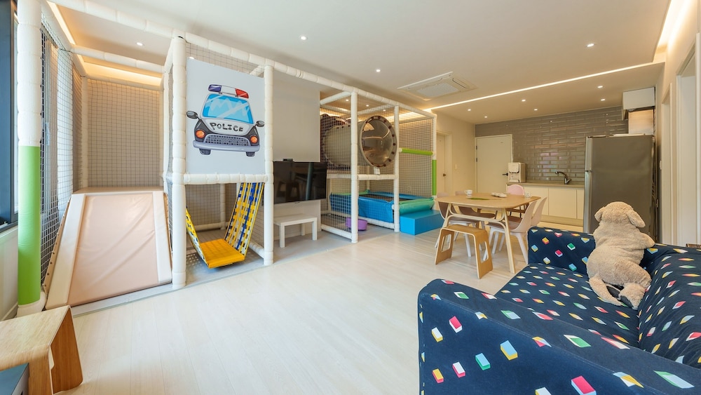 Gyeongju Ain Kids Pool Villa