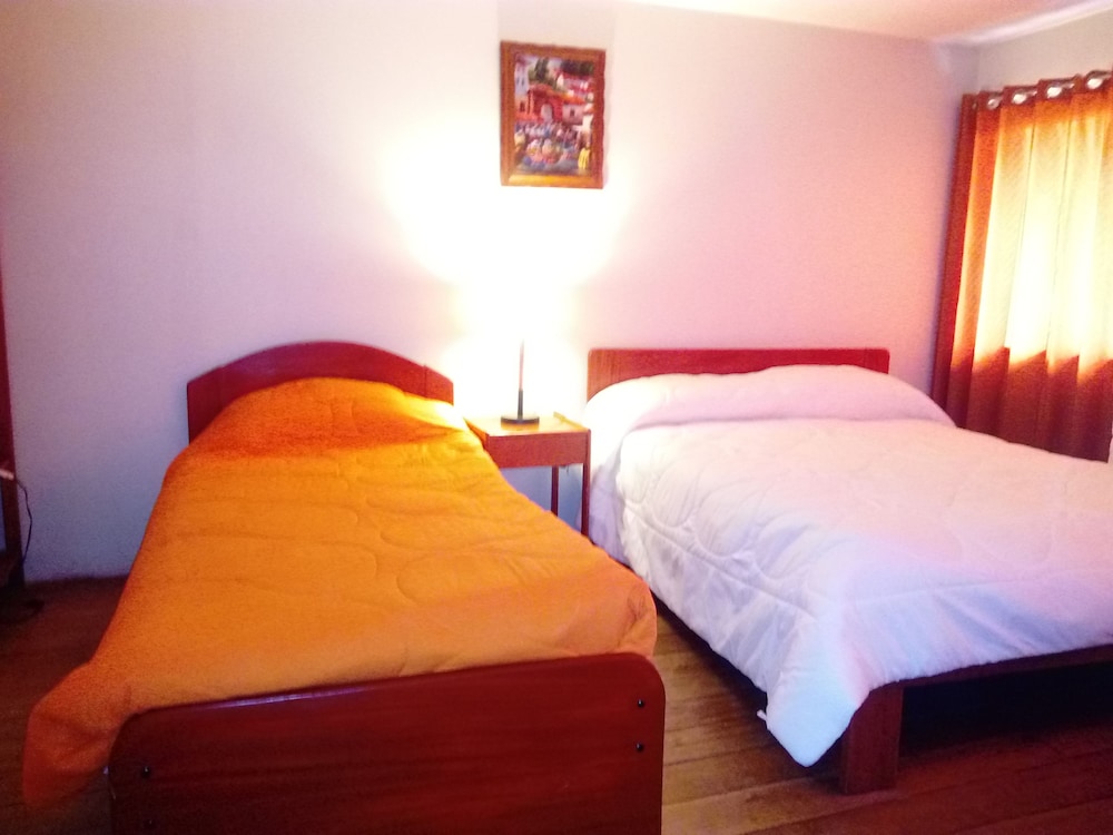 Hospedaje Keros Bed & Breakfast