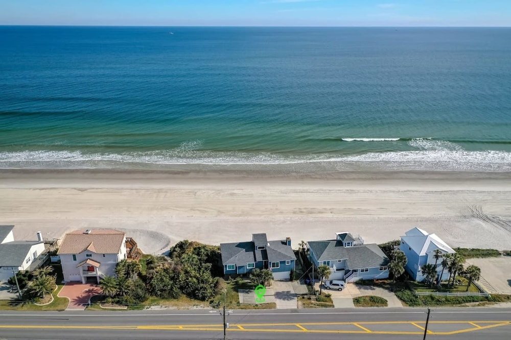 Oceanfront Blissful Sunrises Beach Gear BBQ
