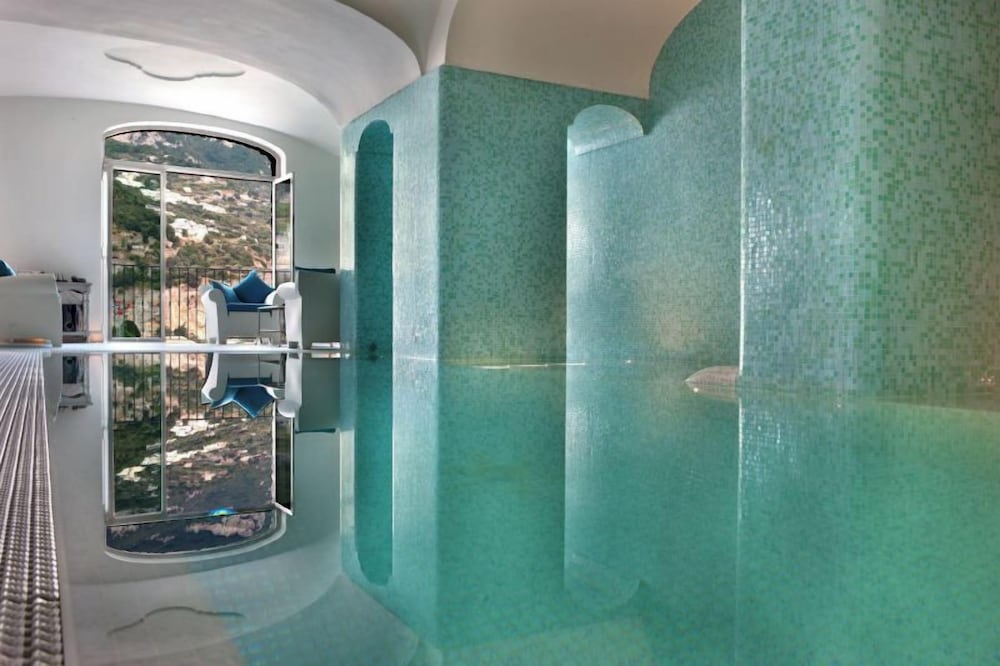 Villa In Positano With Luxury Spa & Amazing View