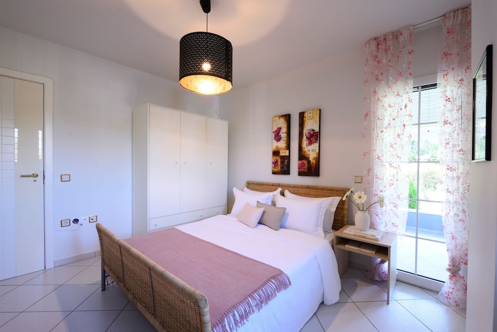 Escape Villa in Melissochori