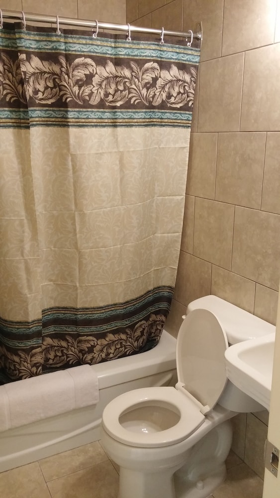 Windsor Vacations - Traveller's Choice Motel - Property Image 19