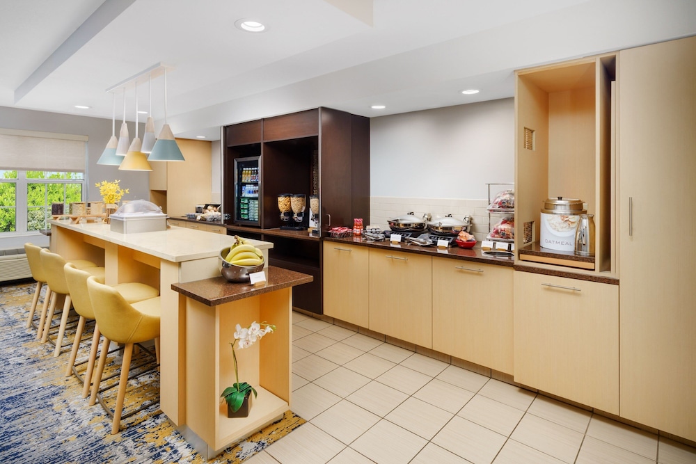 Towneplace Suites by Marriott Horsham - Property Image 8