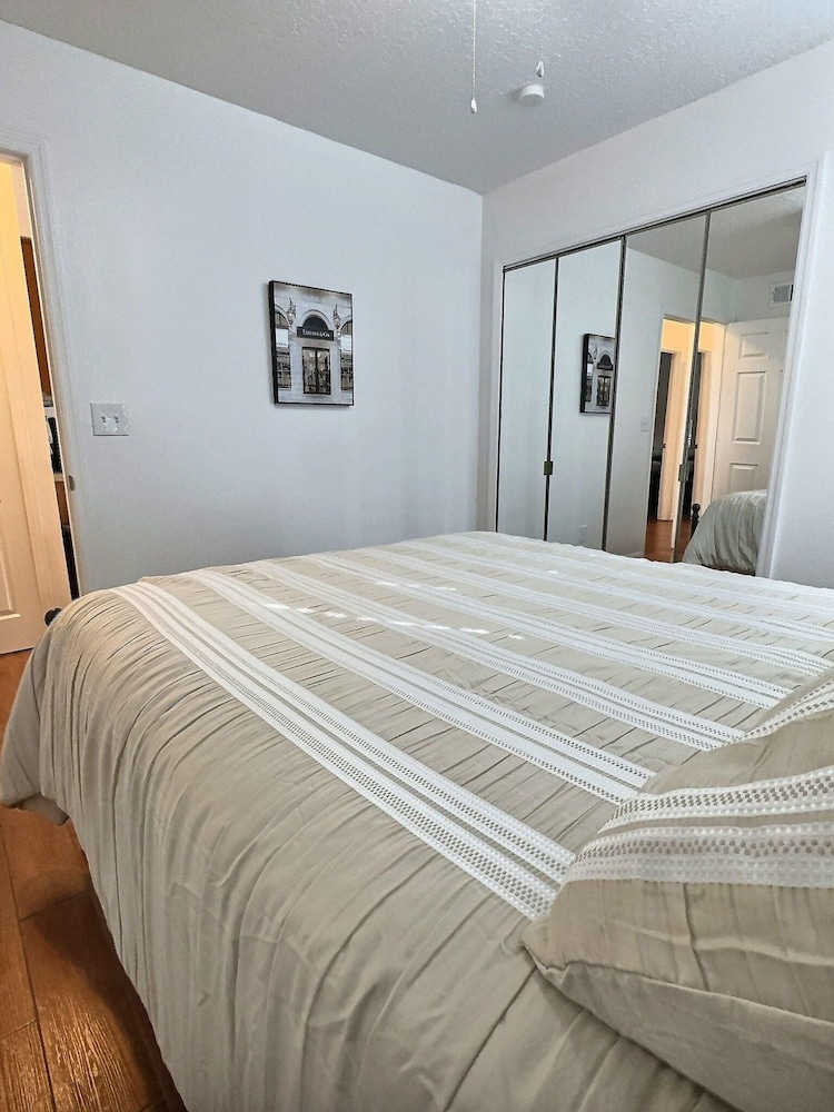 3-bedroom Apartment Minutes From Disney