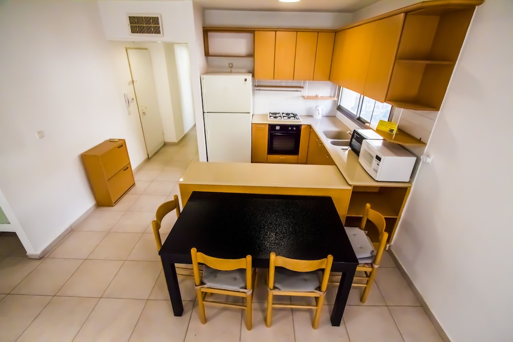 Apartment - Tel Aviv