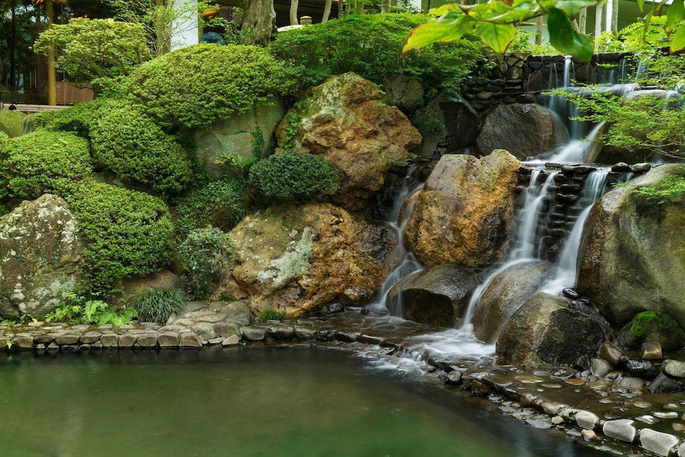 1000 Years of Tradition - Akiu Onsen Sakan