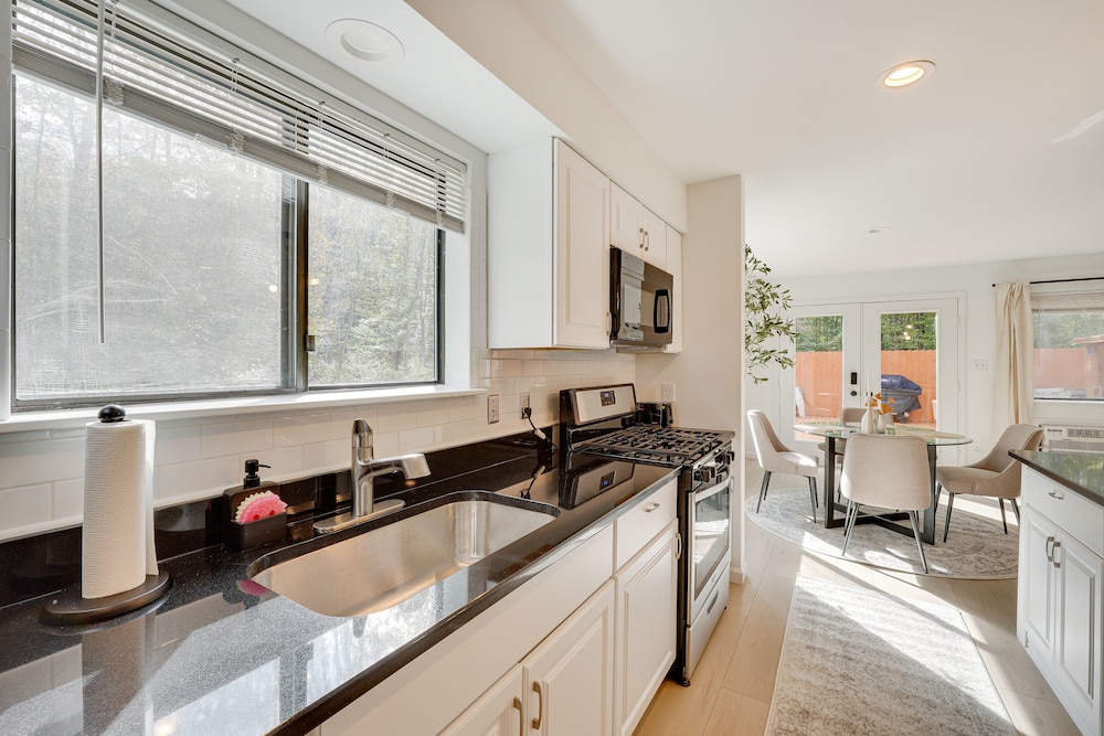 Cozy New York Escape w/ Hot Tub, Sauna & Deck! view 4