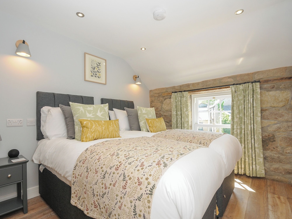 Stargazy Cottage