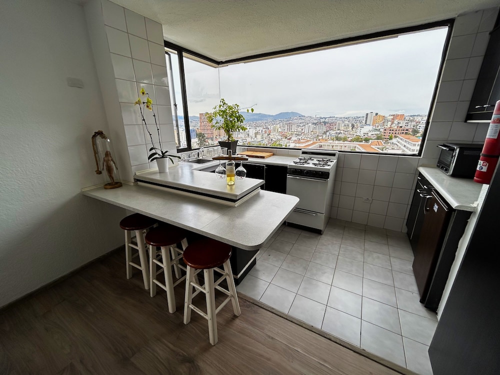 Stanford Suites Hotel