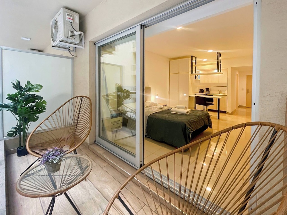 San Telmo Studio Pool Balcony