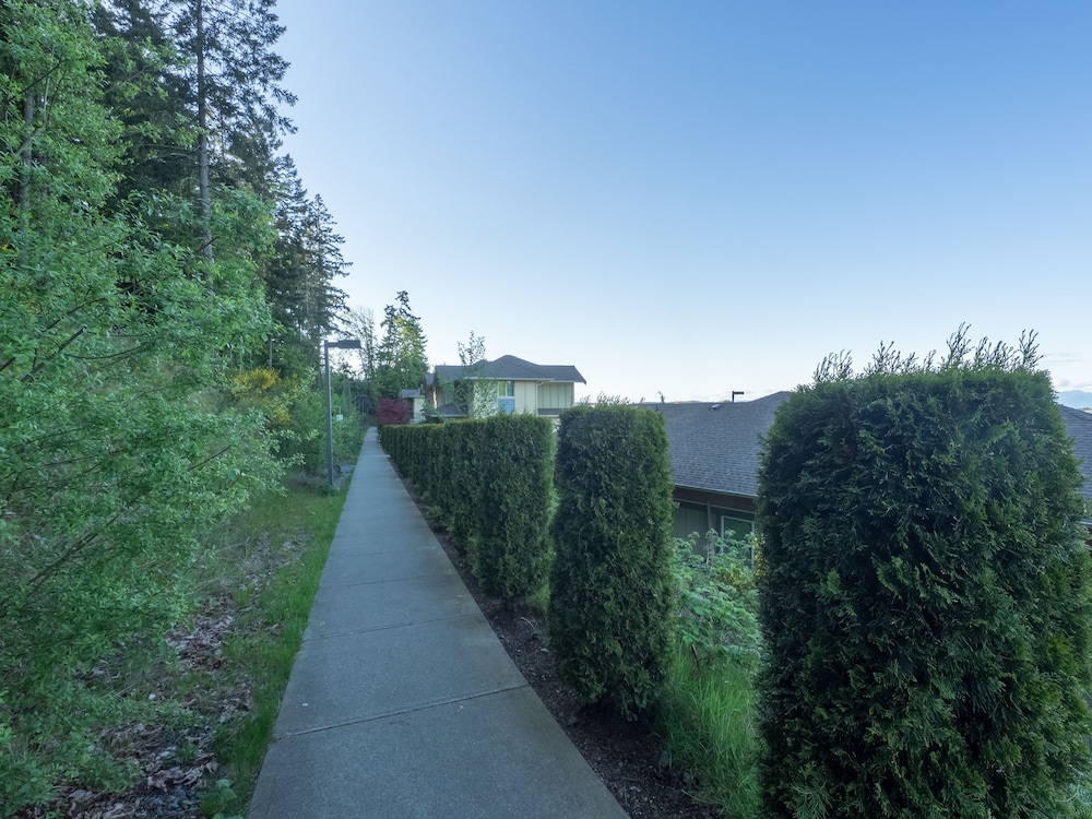 Vancouver Island University Residences - Campus Accommodation