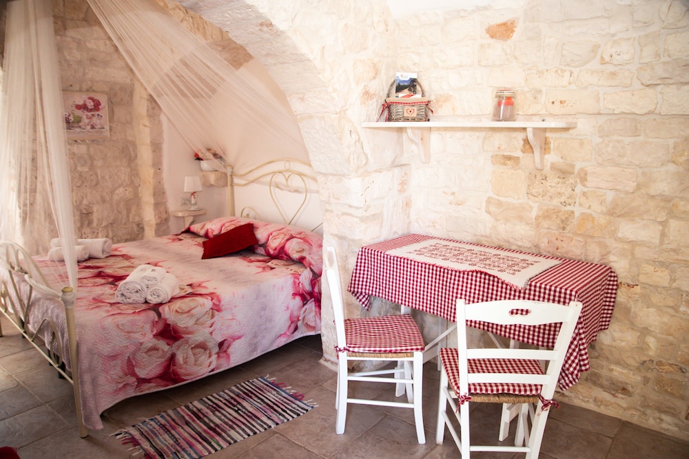 Trulli Donna Isabella
